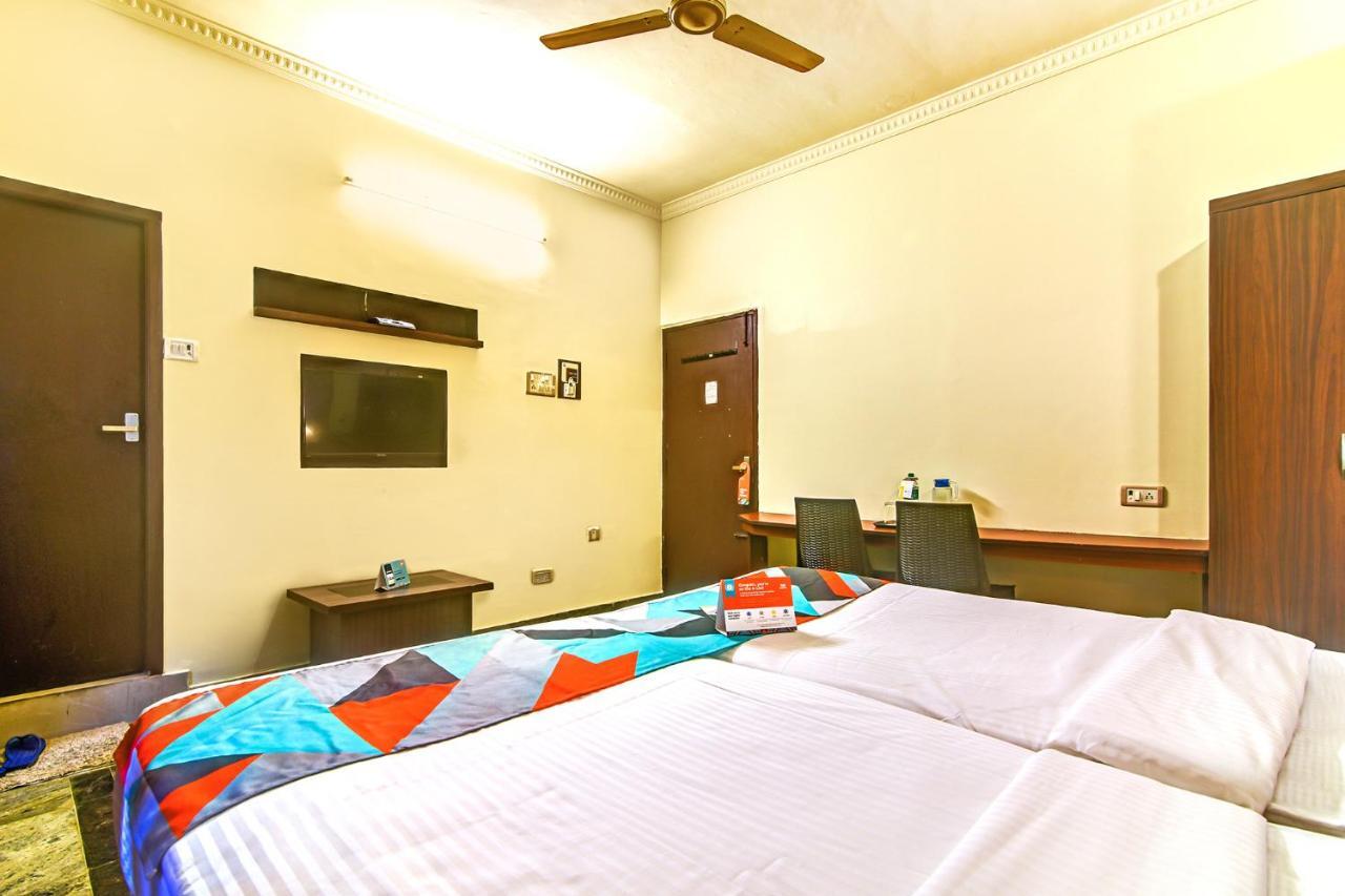 Fabexpress Nestlay Rooms - 100M From Velammal Hall, Moggappair Chennai Eksteriør bilde