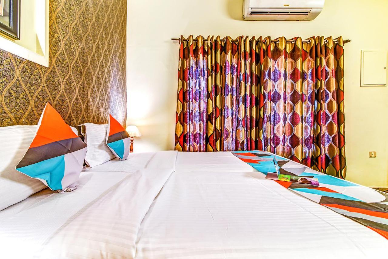 Fabexpress Nestlay Rooms - 100M From Velammal Hall, Moggappair Chennai Eksteriør bilde