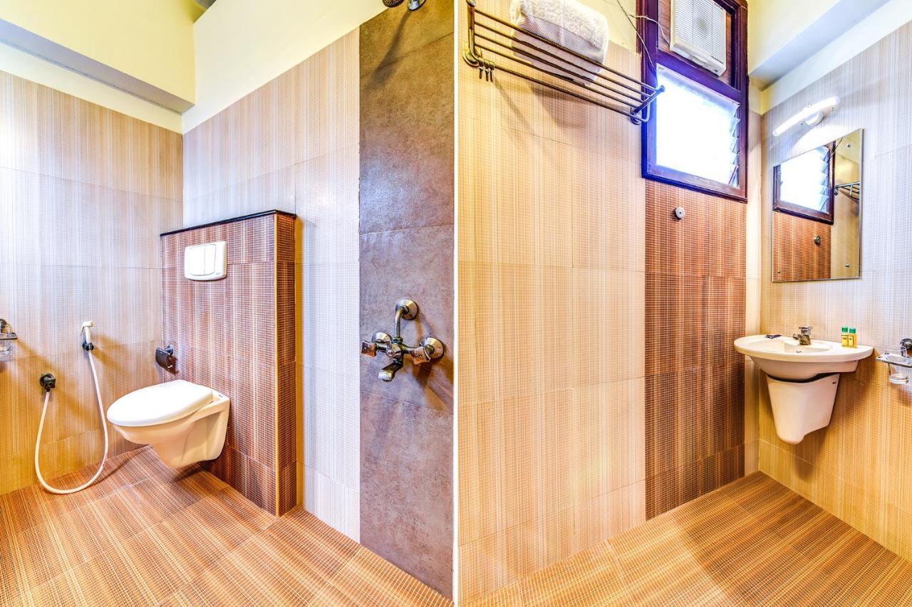 Fabexpress Nestlay Rooms - 100M From Velammal Hall, Moggappair Chennai Eksteriør bilde